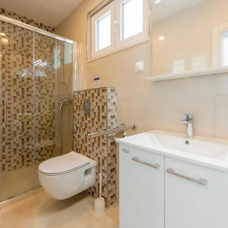 Mrkan ツァヴタット