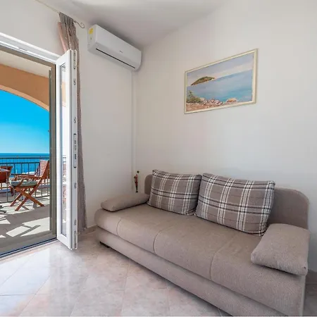 Mrkan * ツァヴタット